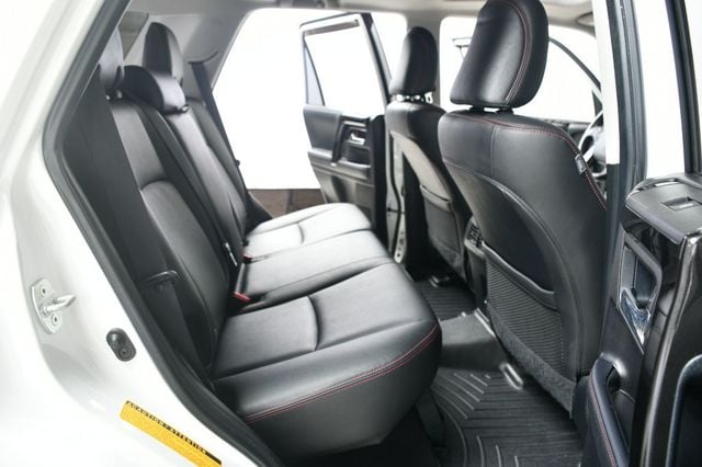 2020 Toyota 4Runner Venture 4WD - 22904745 - 39