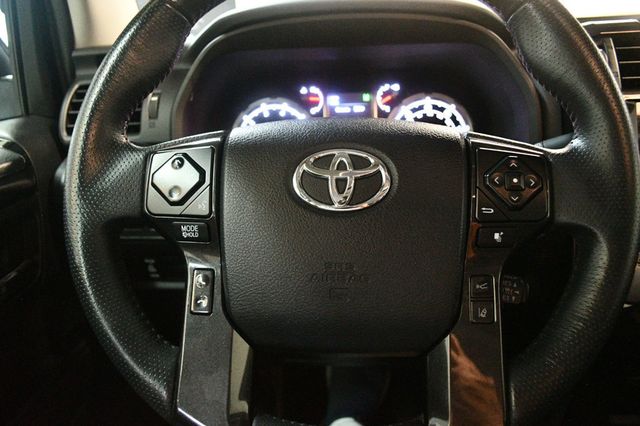 2020 Toyota 4Runner Venture 4WD - 22904745 - 42