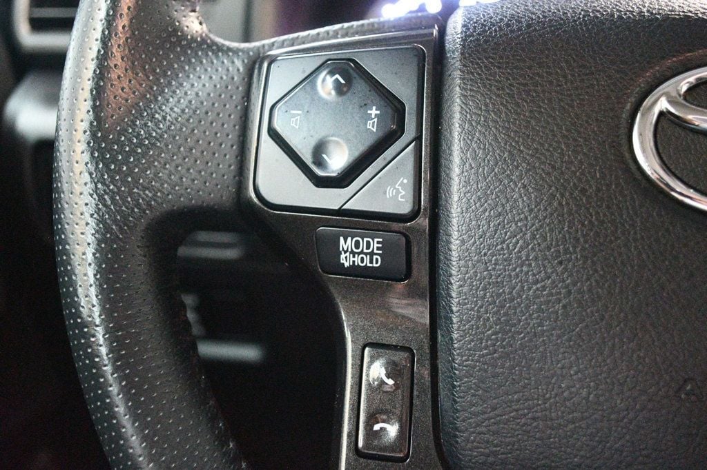 2020 Toyota 4Runner Venture Special Edition 4WD photo 40