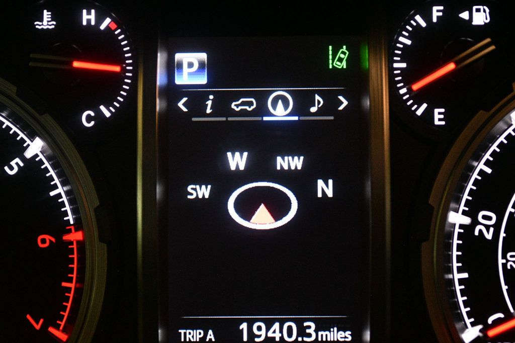 2020 Toyota 4Runner Venture Special Edition 4WD photo 50