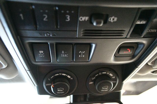 2020 Toyota 4Runner Venture 4WD - 22904745 - 64