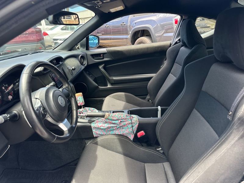 2020 Toyota 86 Automatic - 23016412 - 12