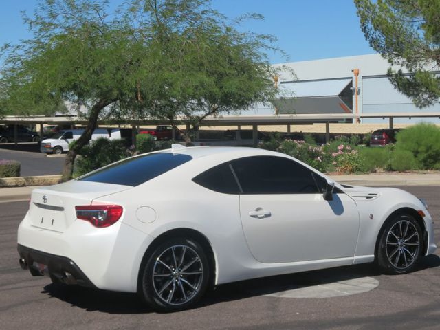 2020 Toyota 86 TOYOTA 86 SALVAGE TITLE EXTAR CLEAN LOW MILES 6SPEED MANUAL  - 23090667 - 5