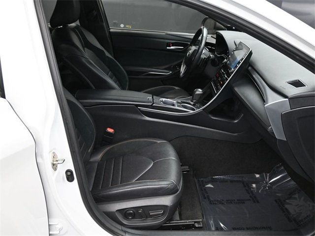 2020 Toyota Avalon Touring photo 15