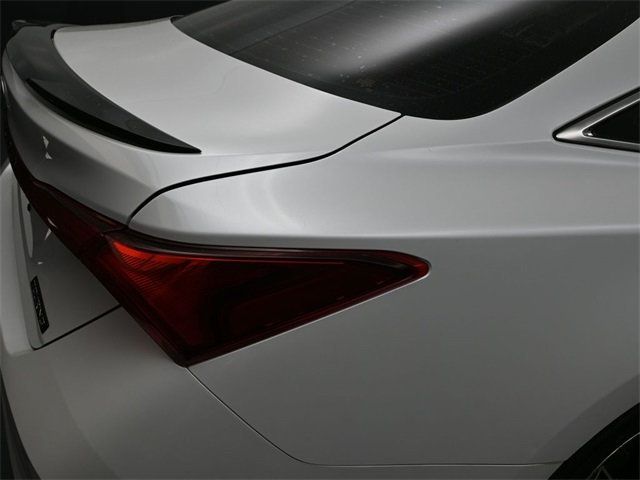 2020 Toyota Avalon Touring photo 17