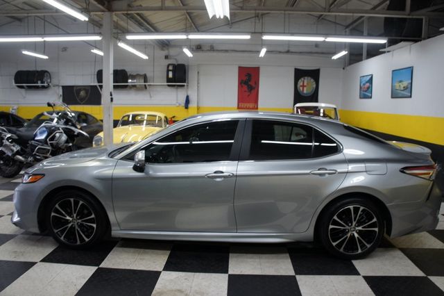 2020 Toyota Camry 2020 Toyota Camry SE, Only 19k Miles , Clean Title - 23042368 - 19