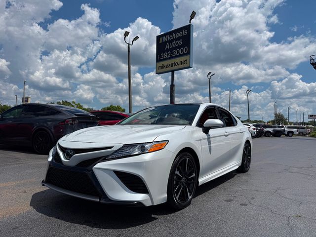 2020 Toyota Camry **CAMRY XSE**WHITE ON RED LEATHER**PANORAMIC**1 OWNER*LOW MILES* - 23016610 - 0