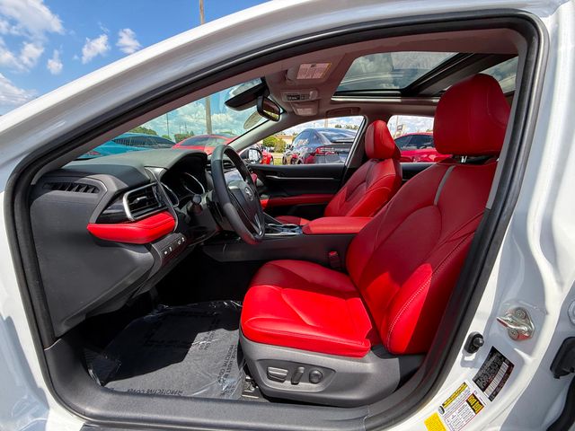 2020 Toyota Camry **CAMRY XSE**WHITE ON RED LEATHER**PANORAMIC**1 OWNER*LOW MILES* - 23016610 - 10