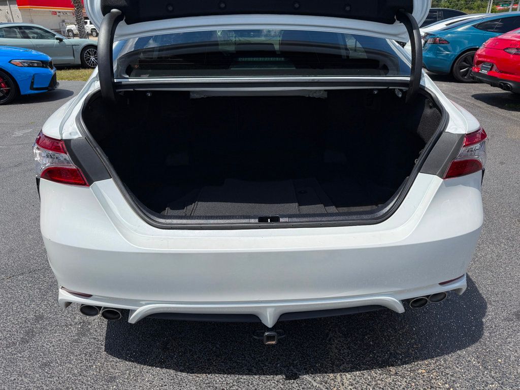 2020 Toyota Camry **CAMRY XSE**WHITE ON RED LEATHER**PANORAMIC**1 OWNER*LOW MILES* - 23016610 - 25