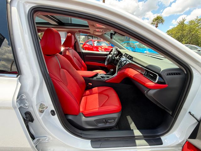 2020 Toyota Camry **CAMRY XSE**WHITE ON RED LEATHER**PANORAMIC**1 OWNER*LOW MILES* - 23016610 - 31