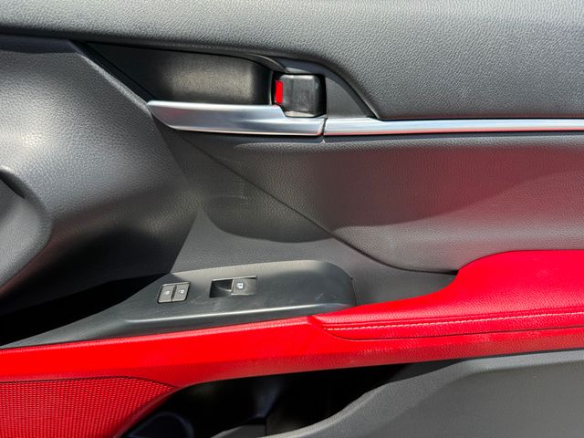 2020 Toyota Camry **CAMRY XSE**WHITE ON RED LEATHER**PANORAMIC**1 OWNER*LOW MILES* - 23016610 - 33