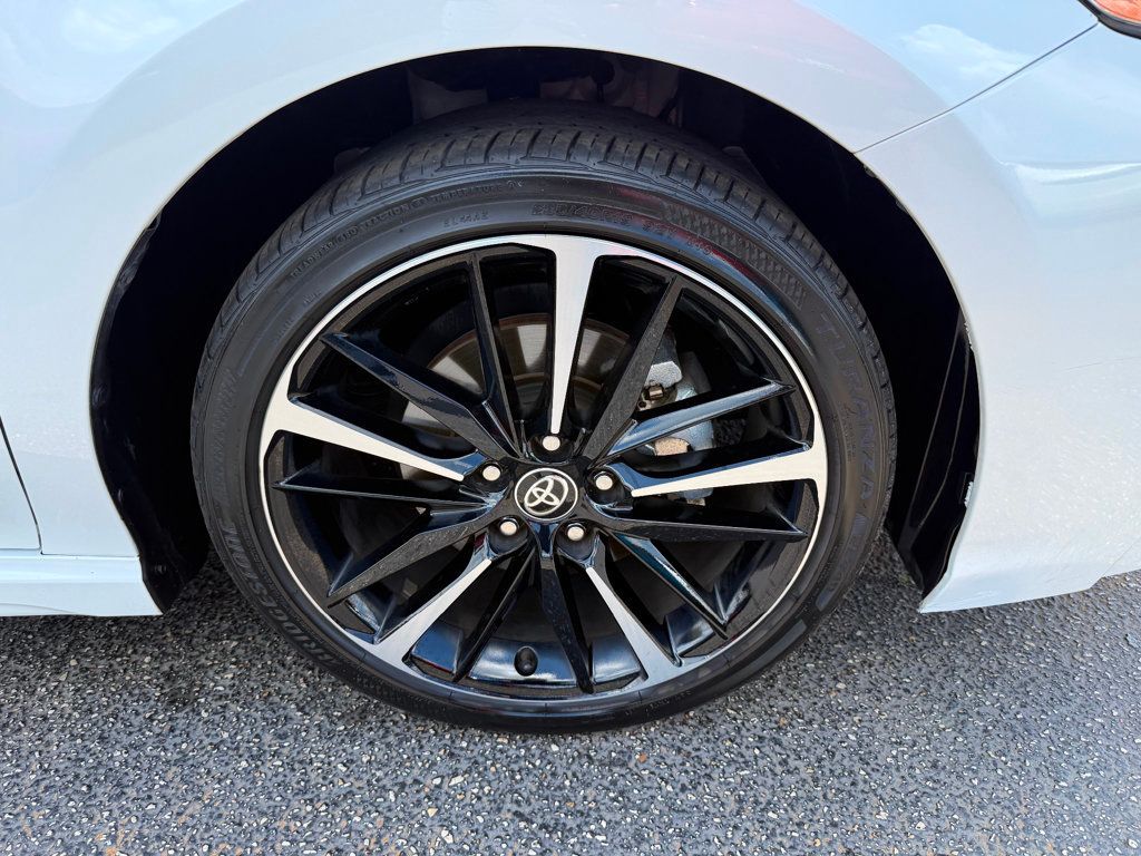 2020 Toyota Camry **CAMRY XSE**WHITE ON RED LEATHER**PANORAMIC**1 OWNER*LOW MILES* - 23016610 - 34