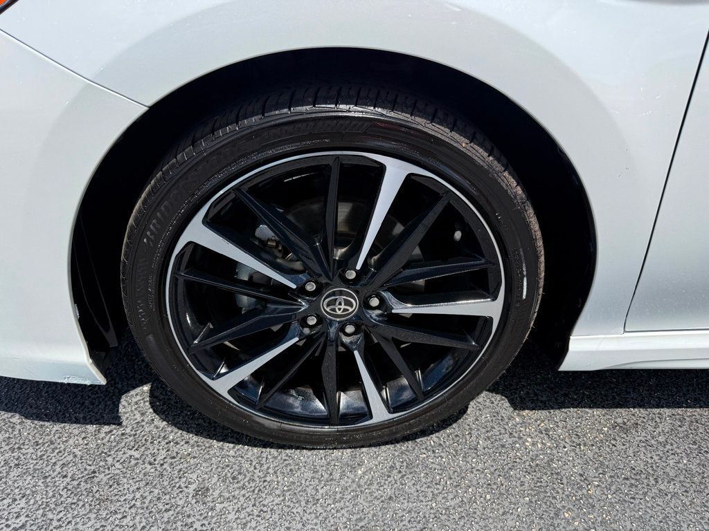 2020 Toyota Camry **CAMRY XSE**WHITE ON RED LEATHER**PANORAMIC**1 OWNER*LOW MILES* - 23016610 - 37
