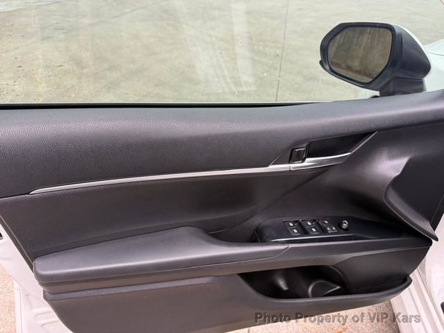 2020 Toyota Camry LE Automatic - 22963317 - 11