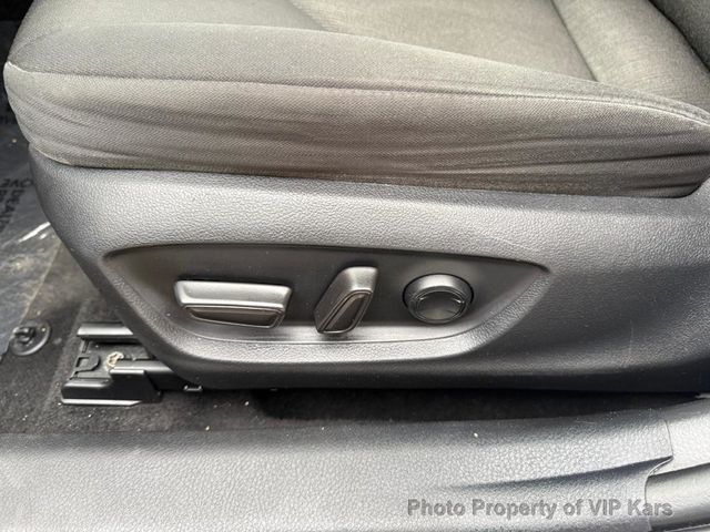 2020 Toyota Camry LE Automatic - 22963317 - 19