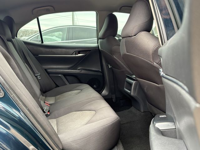 2020 Toyota Camry LE Automatic - 22964932 - 18