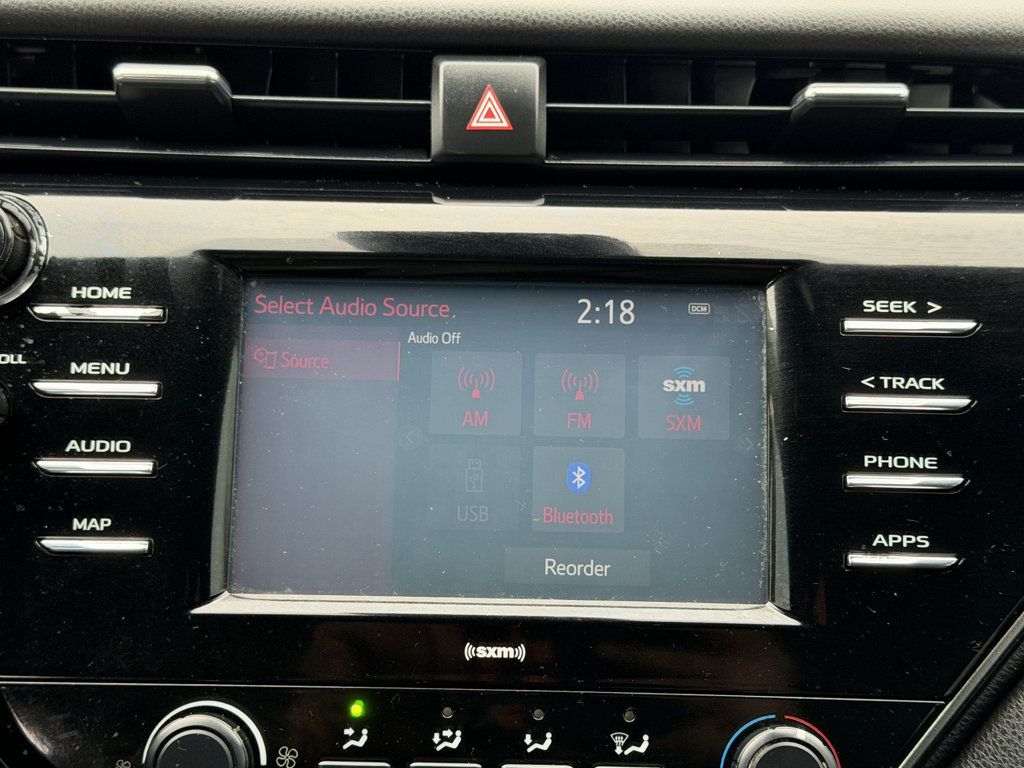 2020 Toyota Camry LE Automatic - 22964932 - 37