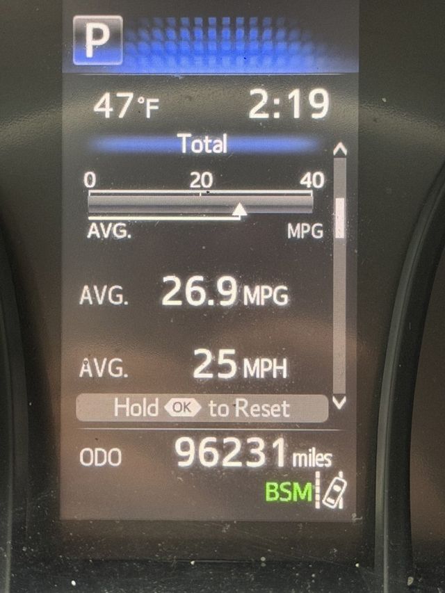 2020 Toyota Camry LE Automatic - 22964932 - 41