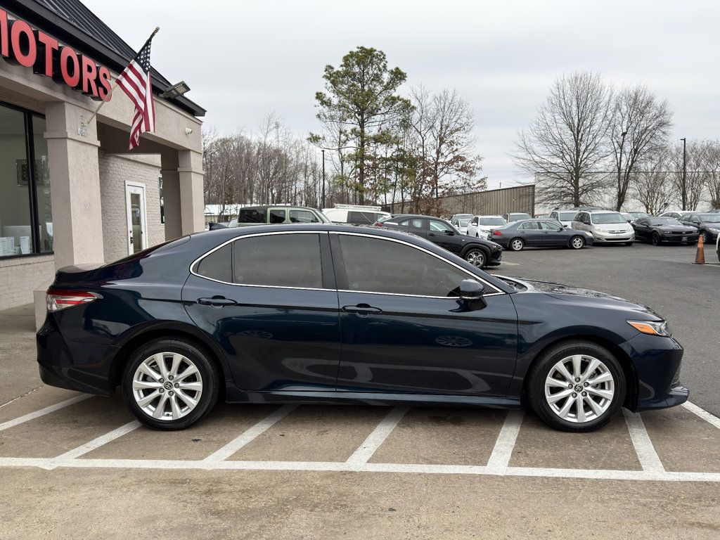 2020 Toyota Camry LE Automatic - 22964932 - 6
