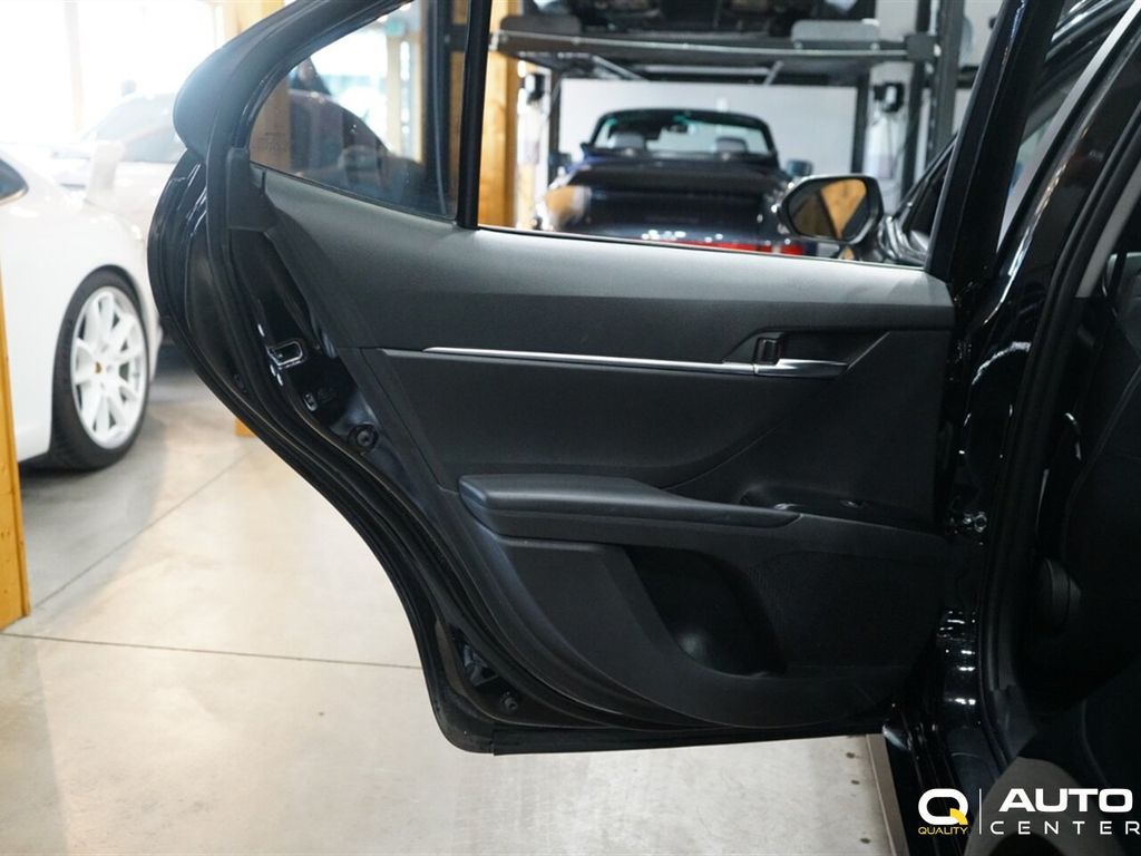 2020 Toyota Camry LE Automatic - 23028696 - 21