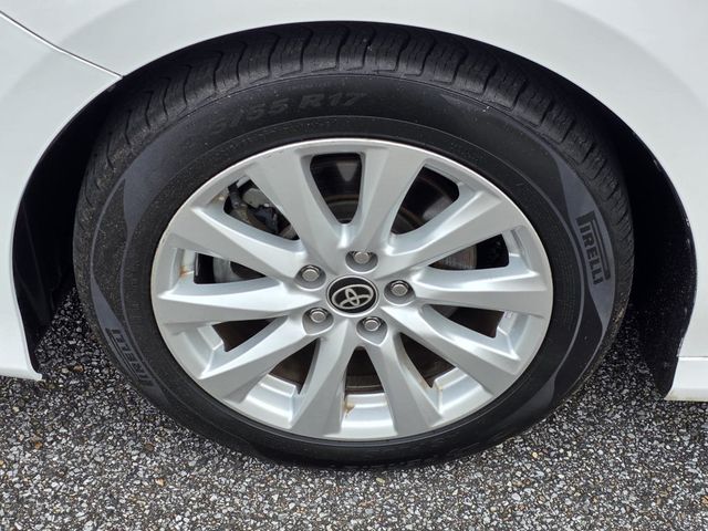 2020 Toyota Camry LE Automatic - 22985437 - 25