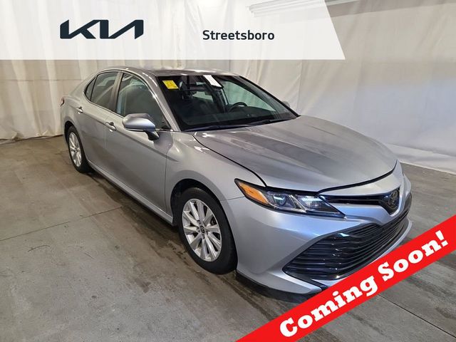 2020 Toyota Camry LE Automatic - 23011438 - 0