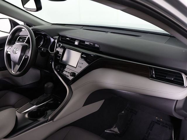 2020 Toyota Camry LE Automatic - 23011438 - 24