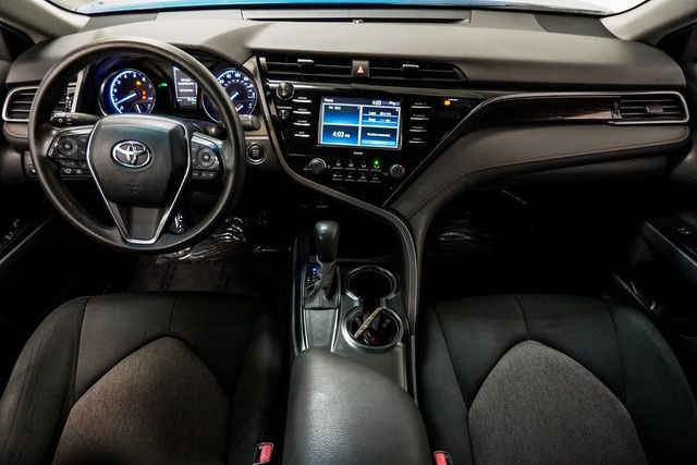 2020 Toyota Camry LE Automatic - 22937844 - 11