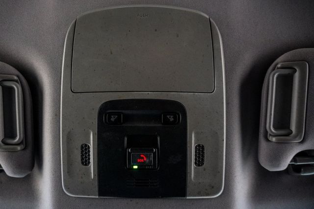 2020 Toyota Camry LE Automatic - 22937844 - 24