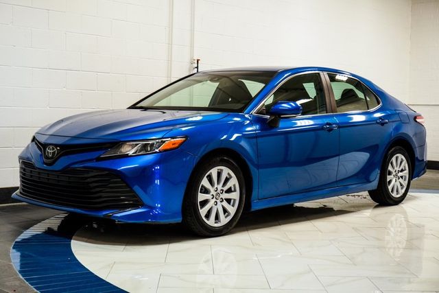 2020 Toyota Camry LE Automatic - 22937844 - 3