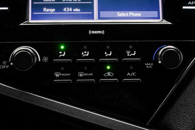 2020 Toyota Camry LE Automatic - 22942161 - 18