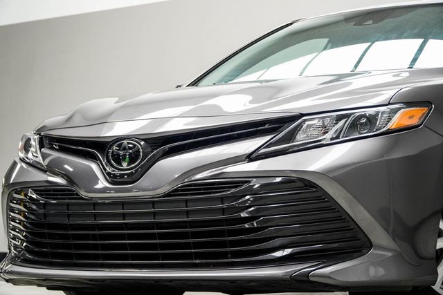2020 Toyota Camry LE Automatic - 22942161 - 1