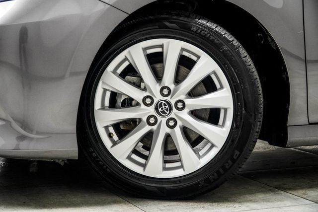 2020 Toyota Camry LE Automatic - 22942161 - 2