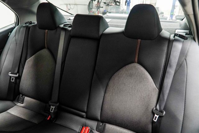 2020 Toyota Camry LE Automatic - 22942161 - 33