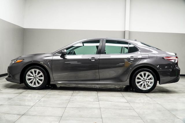 2020 Toyota Camry LE Automatic - 22942161 - 8