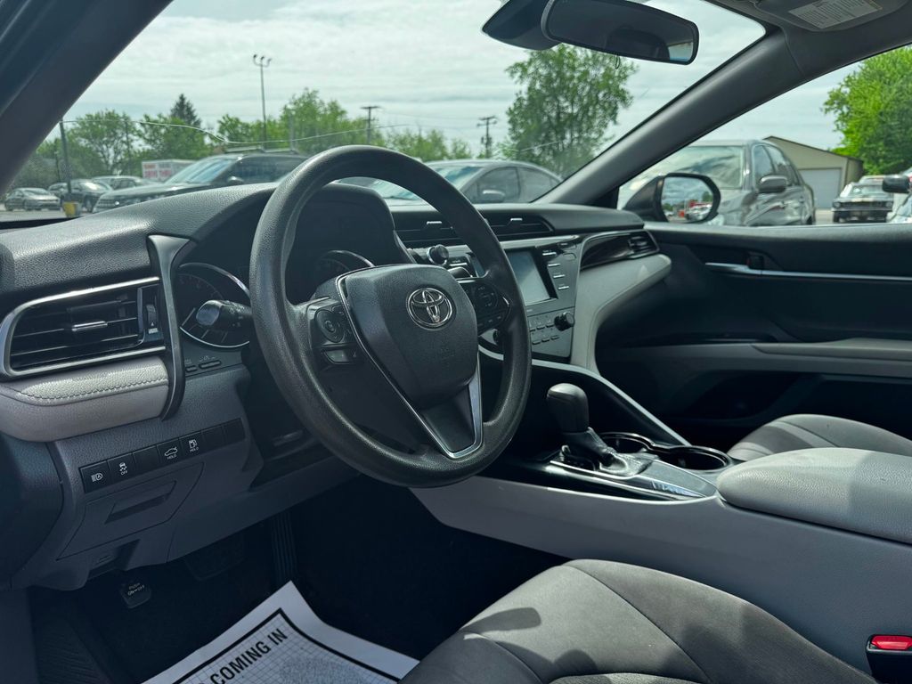 2020 Toyota Camry LE Automatic - 23029666 - 9