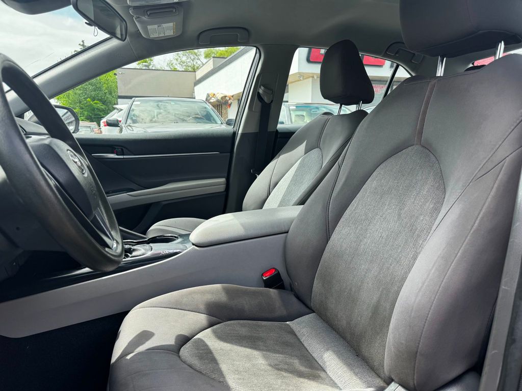 2020 Toyota Camry LE Automatic - 23029666 - 10