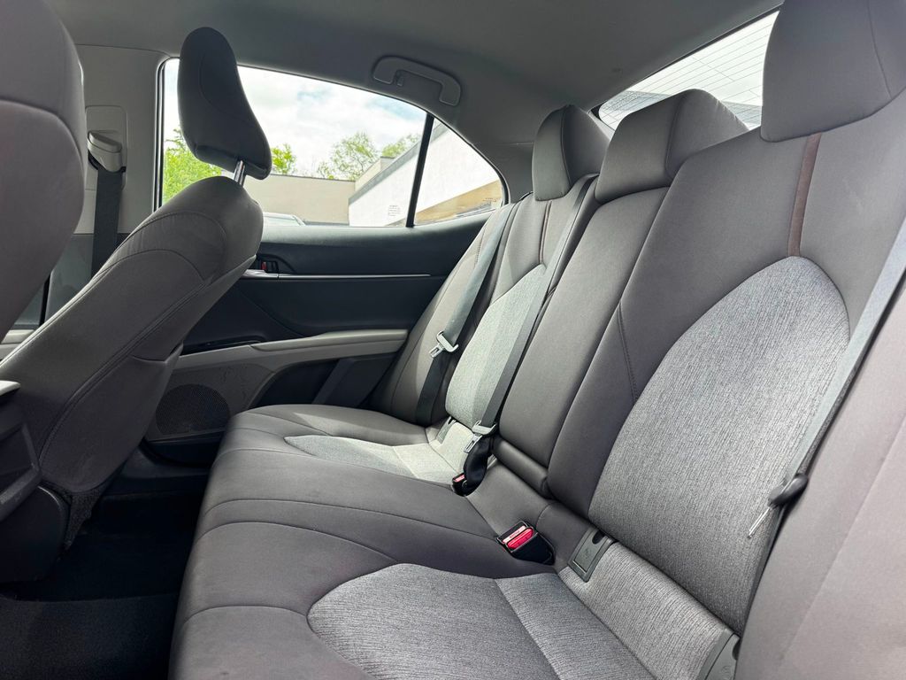 2020 Toyota Camry LE Automatic - 23029666 - 12
