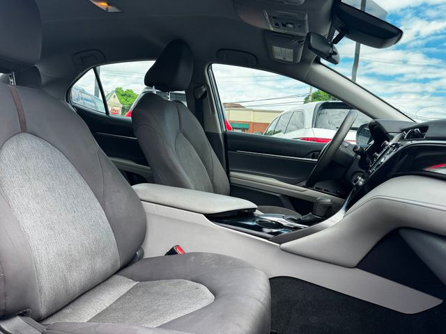 2020 Toyota Camry LE Automatic - 23029666 - 16