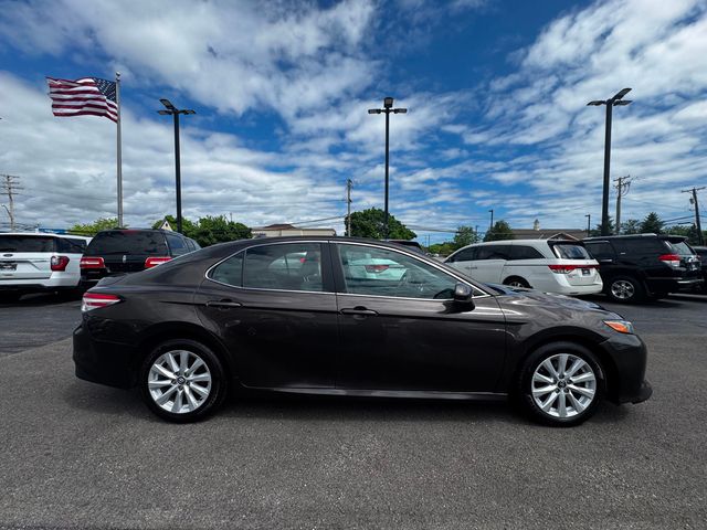 2020 Toyota Camry LE Automatic - 23029666 - 3