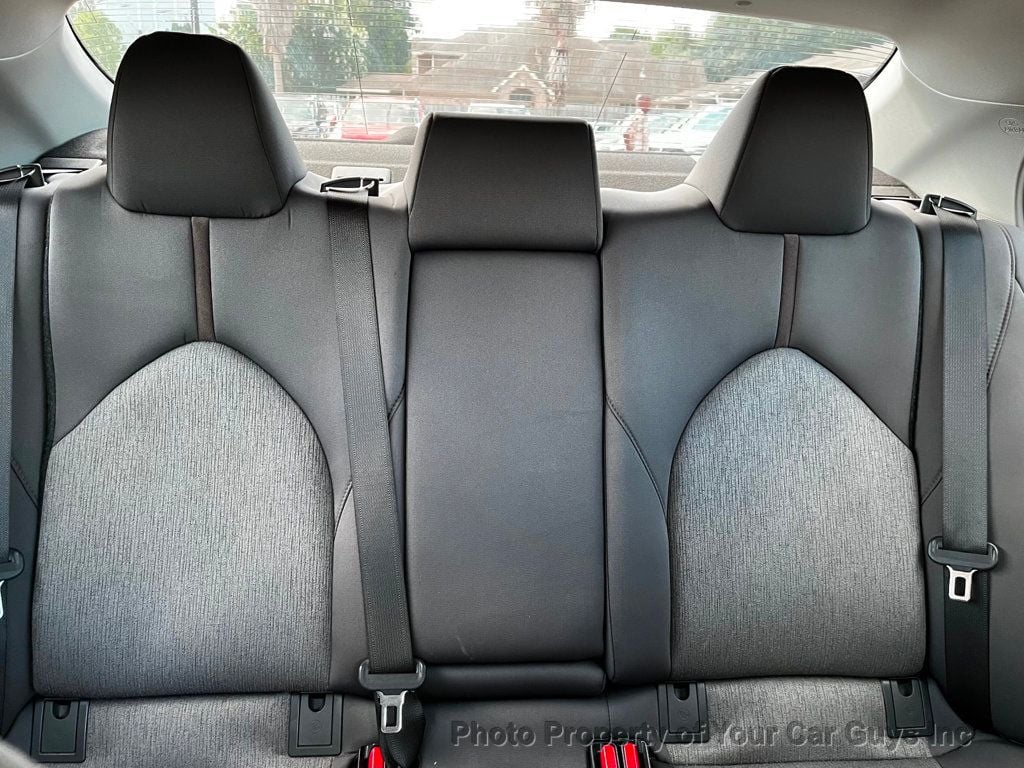 2020 Toyota Camry LE Automatic - 23047675 - 20