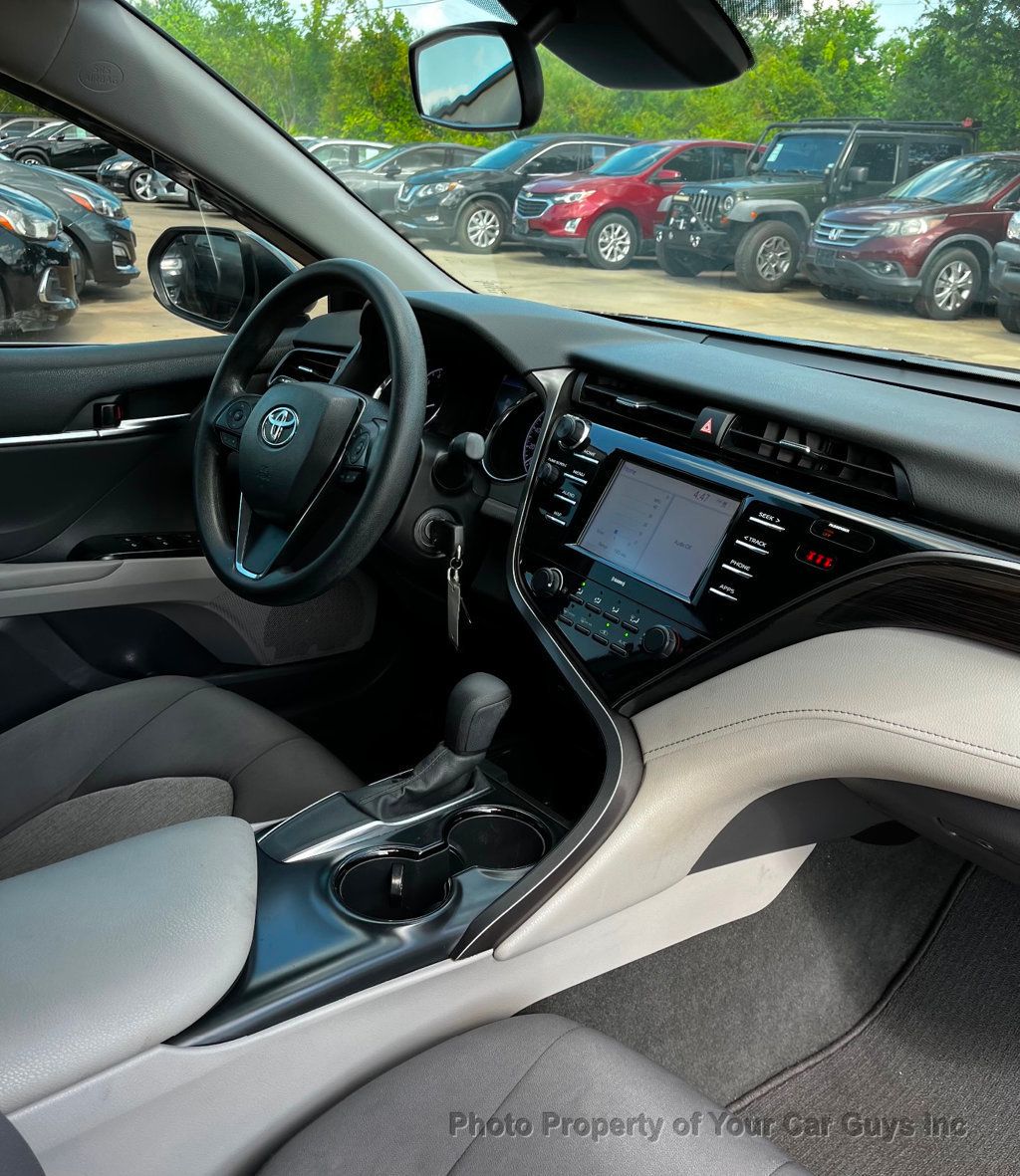 2020 Toyota Camry LE Automatic - 23047675 - 21