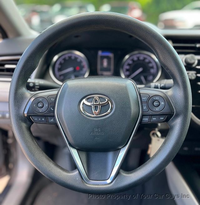 2020 Toyota Camry LE Automatic - 23047675 - 24