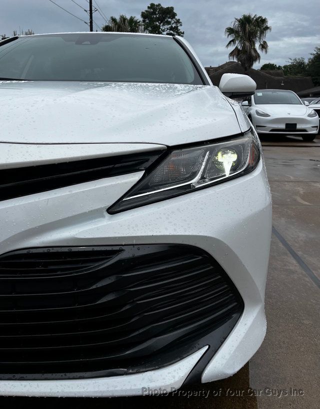 2020 Toyota Camry LE Automatic - 23053318 - 12