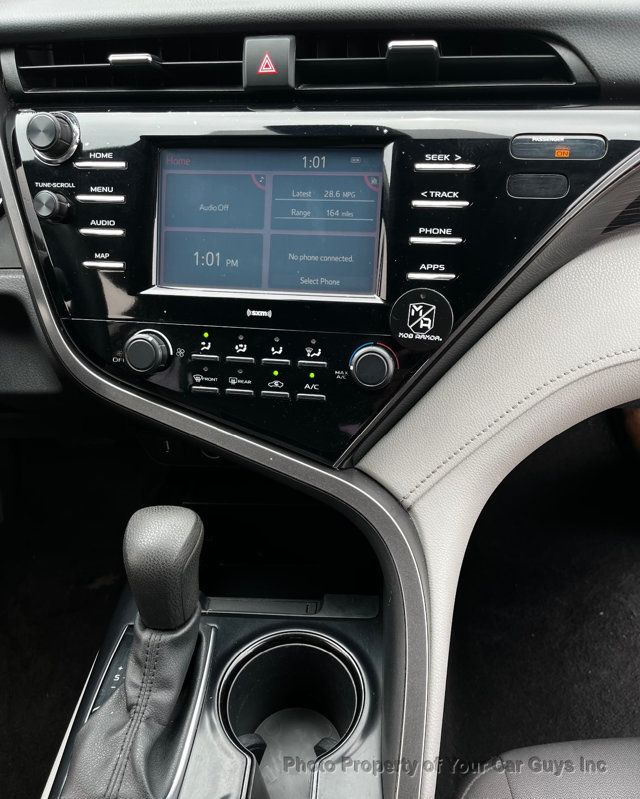 2020 Toyota Camry LE Automatic - 23053318 - 18