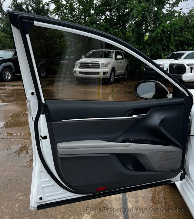 2020 Toyota Camry LE Automatic - 23053318 - 24