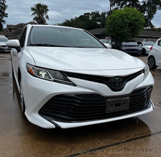 2020 Toyota Camry LE Automatic - 23053318 - 2