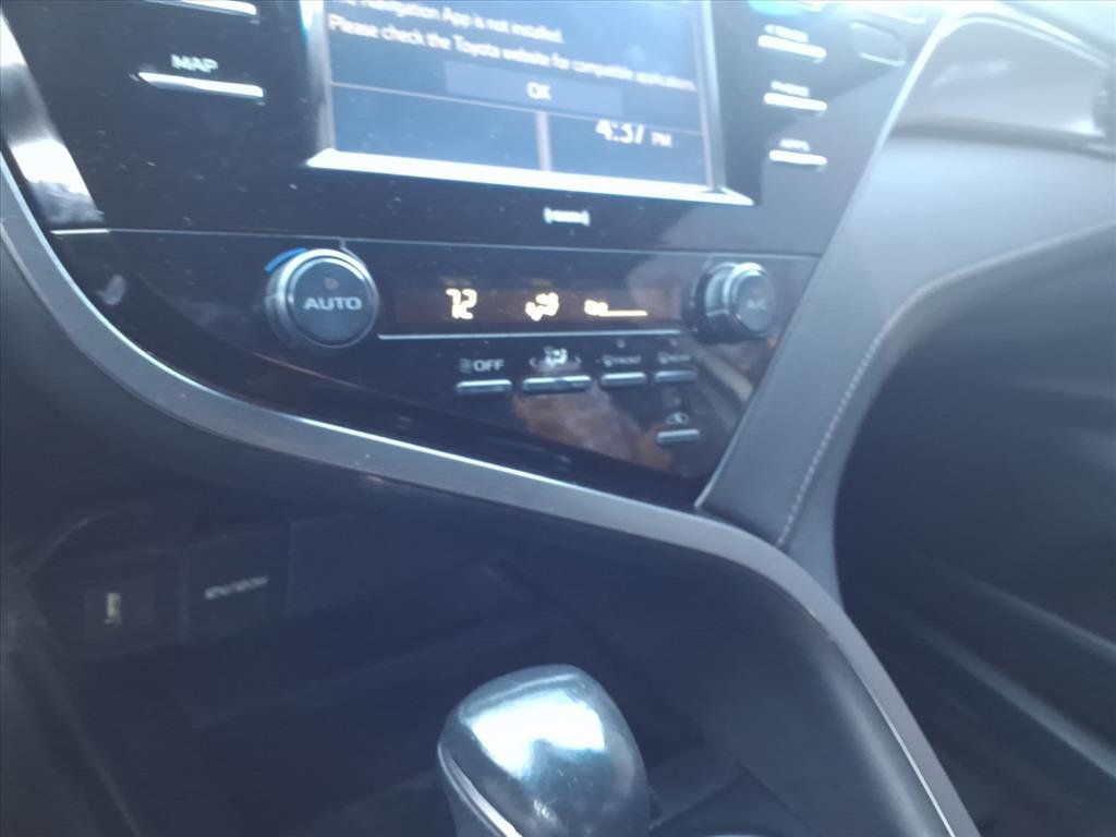 2020 Toyota Camry SE - 22941332 - 11