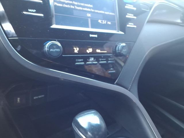 2020 Toyota Camry SE - 22941332 - 11