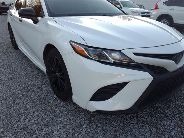 2020 Toyota Camry SE - 22941332 - 20